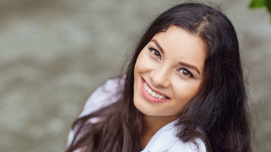 Casting modèle femme entre 20 et 25 ans pour shooting photo pour une marque de maroquinerie