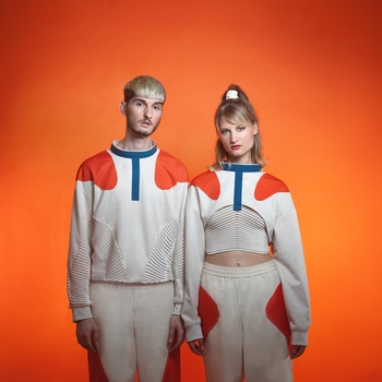 Kosma, deux voix dans un même cosmos : rencontre avec un duo fusionnel et inspiré