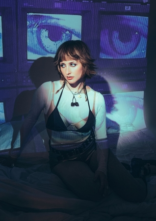 Orlane, de la médecine à la scène : le parcours d’une révélation pop