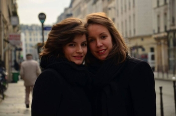 Clémence & Pauline deux jeunes créatrices en vogue vous expliquent comment réussir dans le milieu de la mode