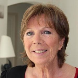 marcella17390 , veut booster sa carrière