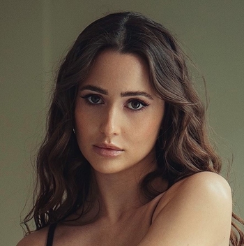 Palomita98, membre VIP sur Casting.fr et exemple à suivre : publicité, long métrage et rôle principal dans une série, la jeune femme dévoile ses astuces et nous raconte ! 