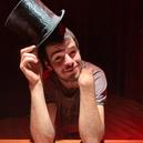 Du haut de ses 21 ans, Teddyarlot, un homme passionné : Mise en scène, fondation d'une compagnie de théâtre et d'une association de cinéma, création d'un cabaret...  Voici comment le jeune homme a donné vie à tous ses projets en interview. 