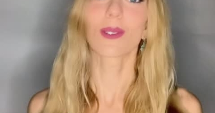 Claire Baudet, alias Claire la Sirène vous invite à découvrir le Mermaiding.