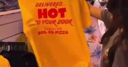 publicité pop up store stranger things x netflix