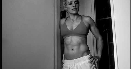 Féminine et sportive